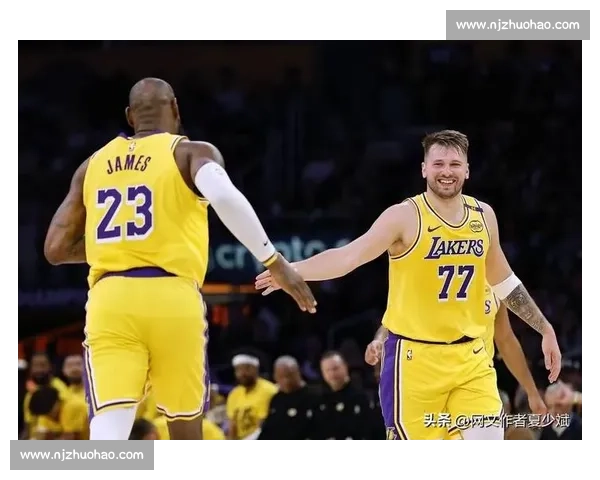 里夫斯 51+11+9 创纪录 湖人客场 127-120 力克国王